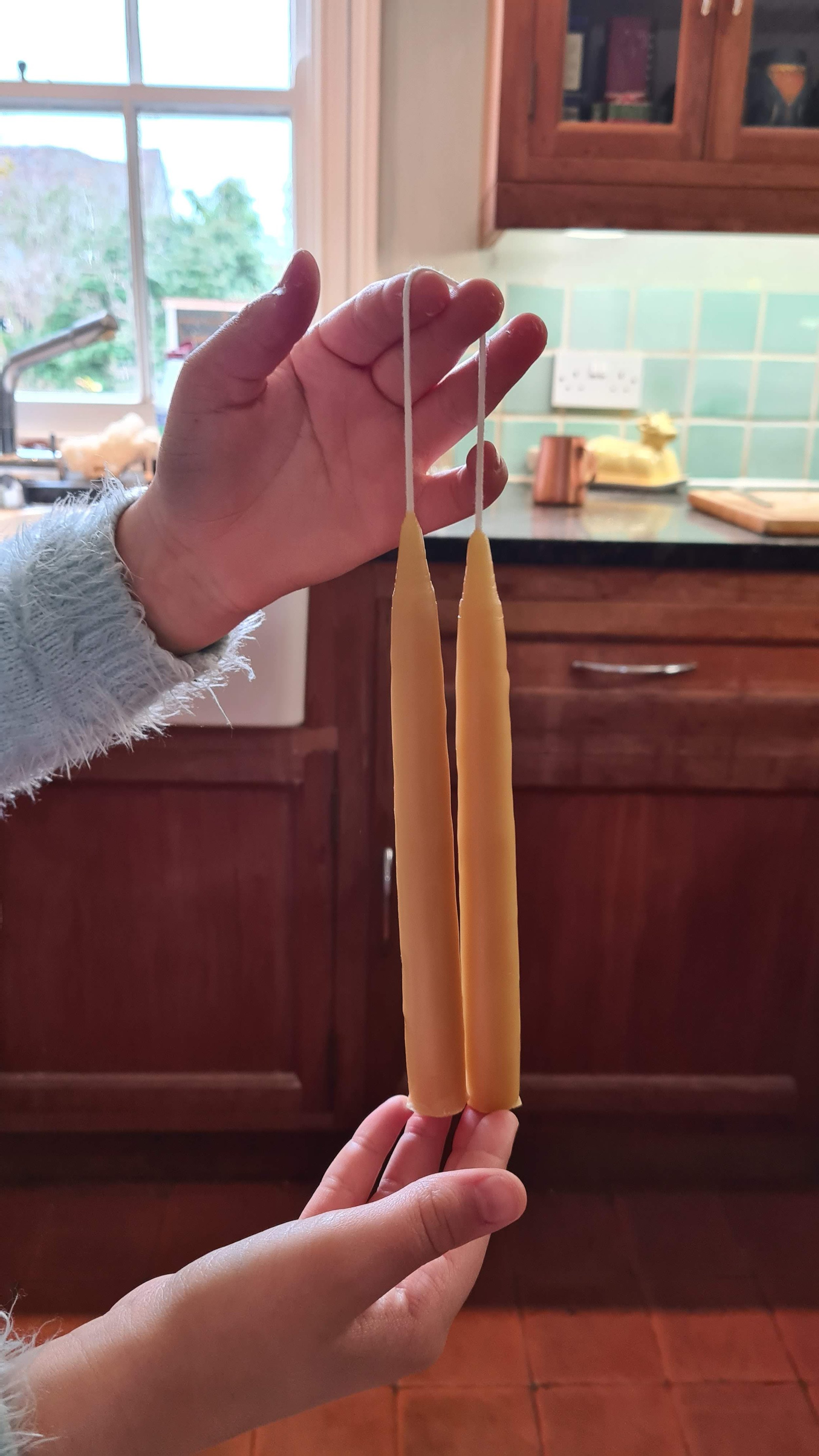 Beeswax candes